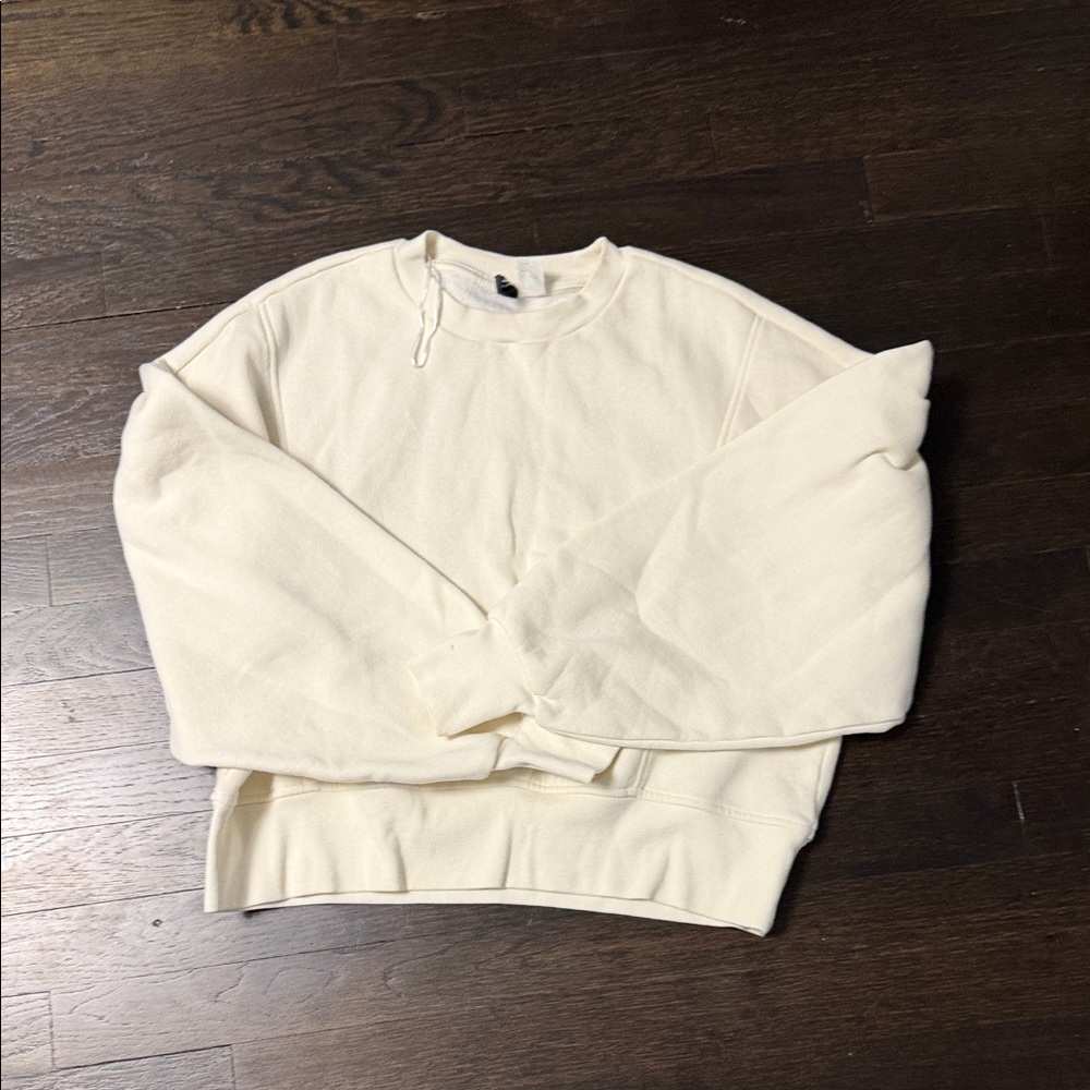 H&M Women's Cream Crewneck Sweater